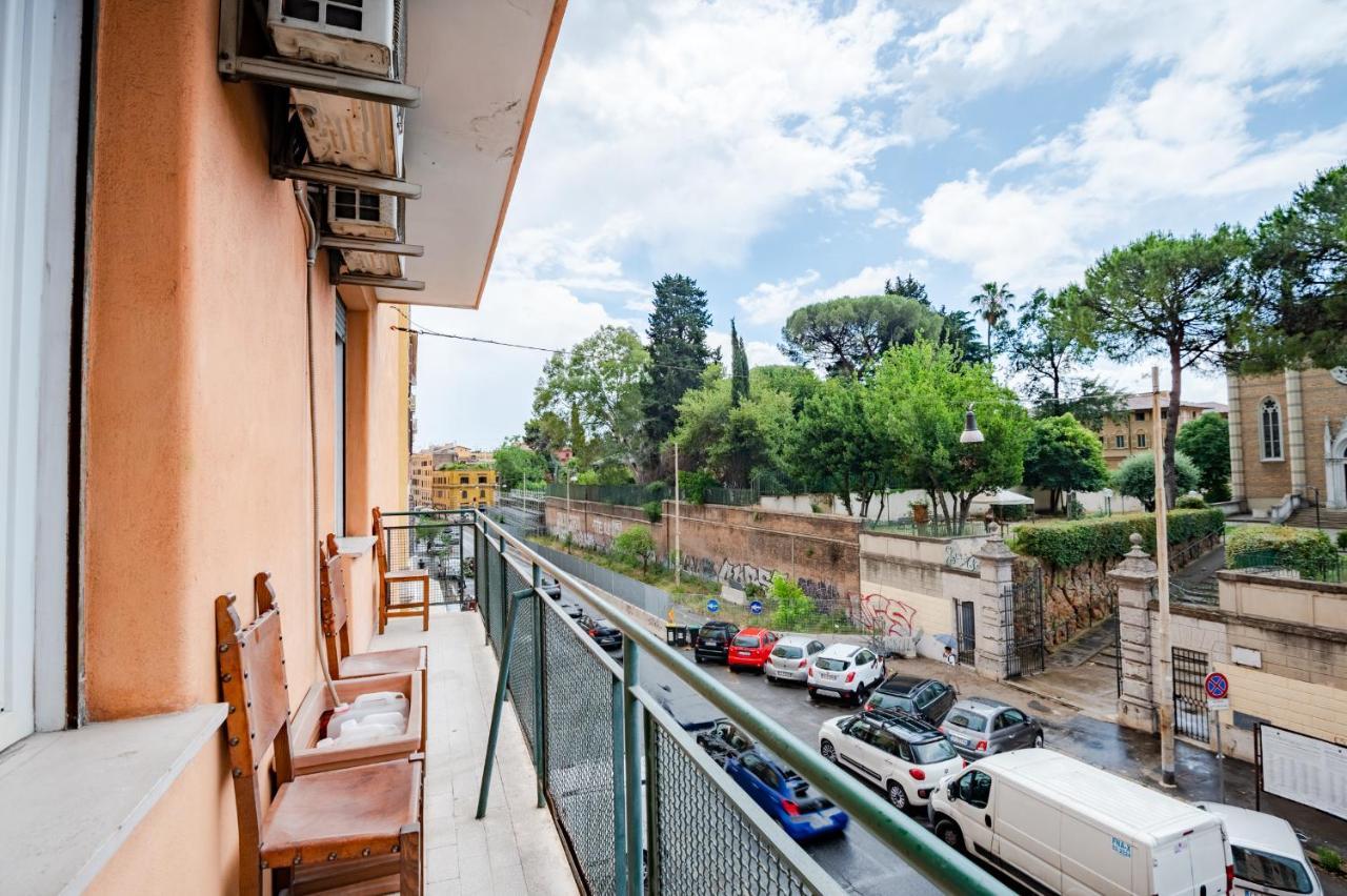 Апартаменти La Sapienza Apt Рим Екстер'єр фото